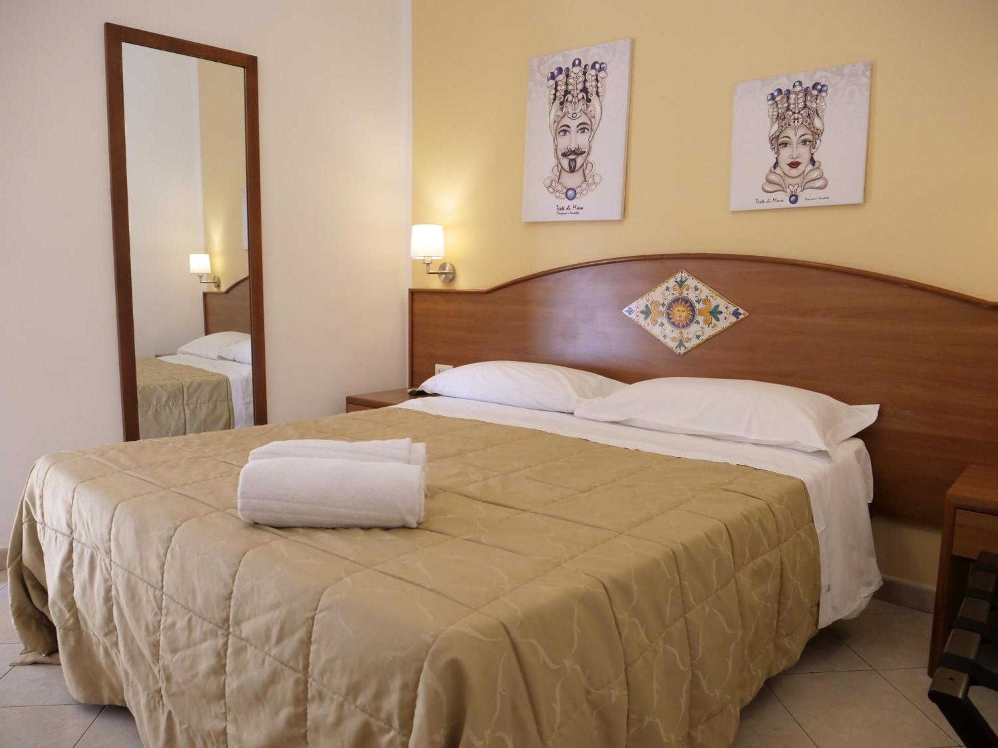 Hotel Elios Tao Taormina Exteriör bild