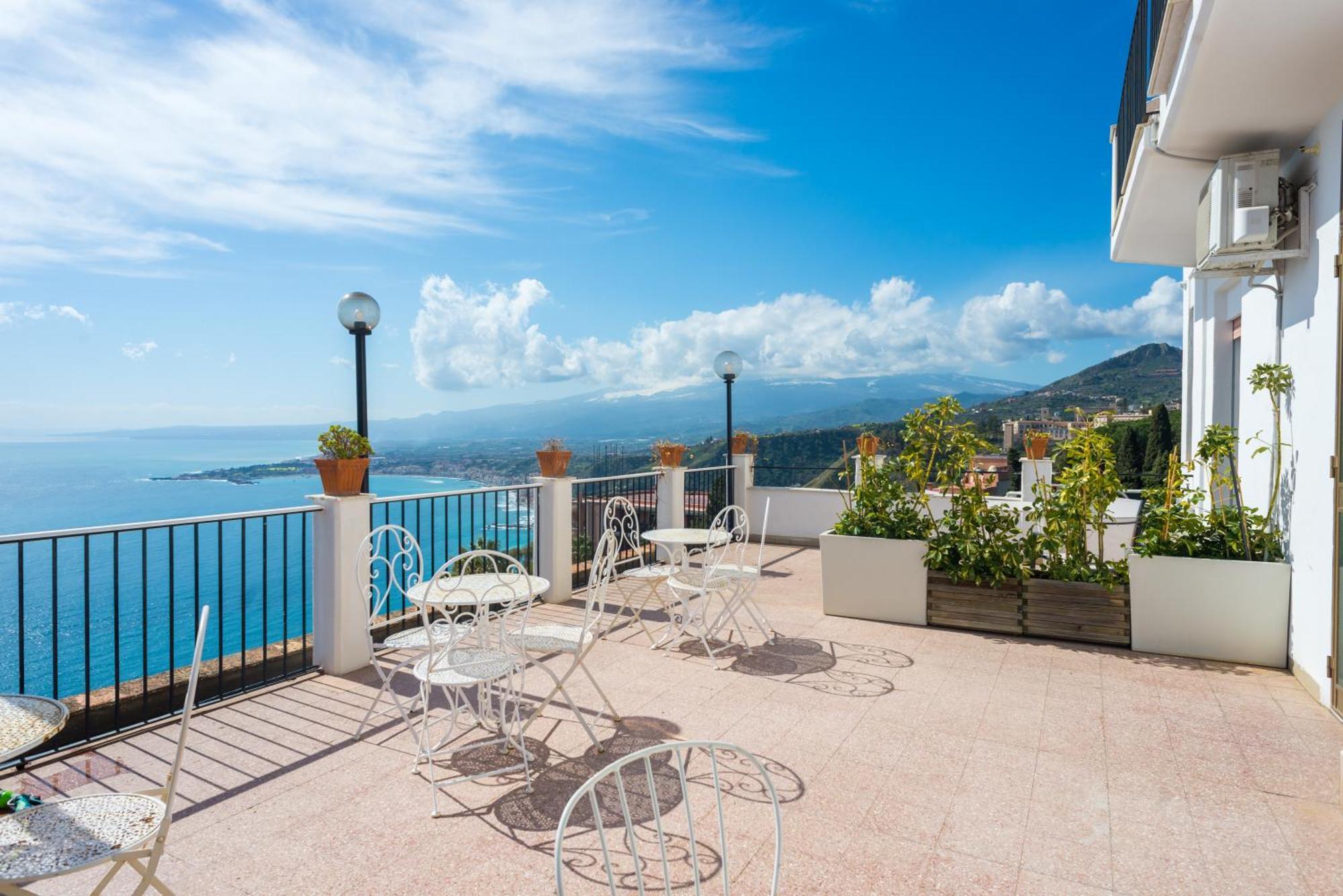 Hotel Elios Tao Taormina Exteriör bild